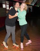 vlos angeles, sep 3 - Troy gentile, wendi mclendon-covey a il il Goldberg stampa evento a chiaro di luna rulliera su settembre 3, 2014 nel glendale, circa foto