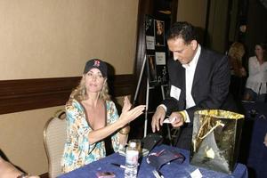 eileen davidson grassetto e il bellissimo fan pranzo universale sheraton Hotel los angeles, circa ago 25, 2007 ©2007 kathy hutchin hutchin foto