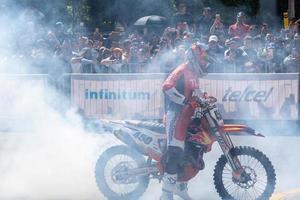 guadalajara, Messico - ottobre 25 2022 showrun Aaron colton, didier goirand e ivano ramirez equitazione moto foto