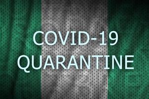 Nigeria bandiera e covid-19 quarantena iscrizione. coronavirus o 2019-ncov virus foto