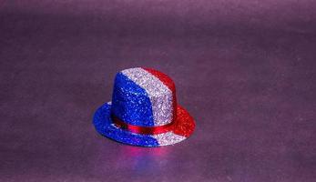 patriottico rosso, bianca e blu superiore cappello festa favore foto