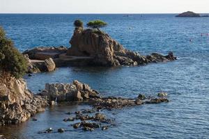 camino de ronda, un' strada parallelo per il catalano costa brava, collocato su il mediterraneo mare nel il nord di catalogna, Spagna. foto