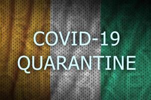 avorio costa bandiera e covid-19 quarantena iscrizione. coronavirus o 2019-ncov virus foto