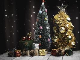 Natale albero e regalo scatola palle. bokeh ghirlande nel il sfocatura sfondo . cubo bloccare per contenere il scopo di fare attività commerciale superamento. sviluppando idee per il nuovo anno 2023 foto