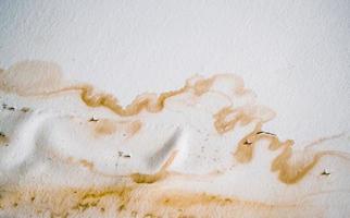 acqua danneggiato soffitto tetto, Marrone macchia, ufficio edificio foto