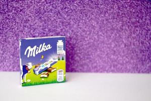 ternopil, Ucraina - giugno 3, 2022 milka milkini piccolo imballare con cioccolato dito barre. milka è un' svizzero marca di cioccolato confezione manufatto di azienda mondelez internazionale foto