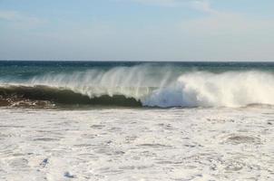 enorme mare onde foto