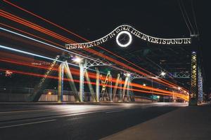 il viadotto di Queen Street a Toronto foto