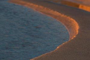 baltico mare costa a tramonto foto