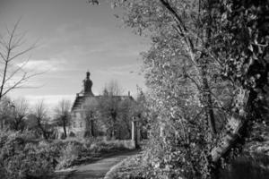 autunno tempo a un' Tedesco castello foto