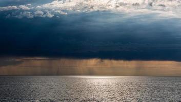 baltico mare costa a tramonto foto