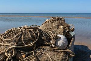 pesca Barche su il costa di il baltico mare foto