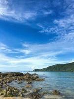 sbalorditivo vivace colore sfondo durante Alba a kuta spiaggia, lombok, Indonesia foto