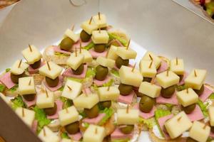 buffet tavolo, vario spuntini a il banchetto foto