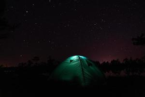 campeggio e tenda di il lago foto