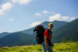 turista su montare foto