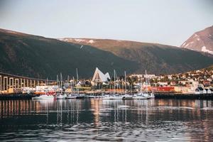 il artico Cattedrale nel tromso nel settentrionale Norvegia foto