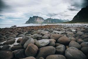 uttakleiv spiaggia nel il lofoten isole nel Norvegia foto