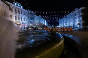 tartu, paesaggio urbano su un' soleggiato giorno foto