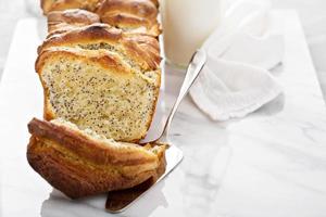 lievito Tirare a parte dolce pane con crema formaggio foto