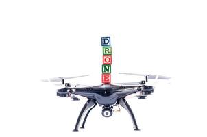 drone su sfondo bianco foto