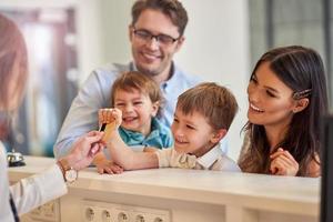 immagine di famiglia controllo nel Hotel foto