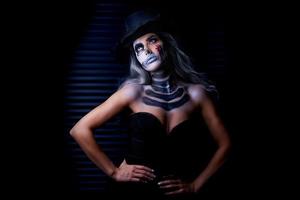 spaventoso ritratto di donna nel Halloween gotico trucco foto