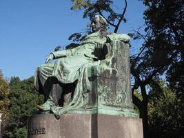 goethe statua nel vienna foto