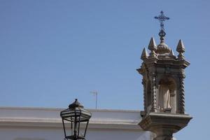 Chiesa nel il villaggio di puerto de Santa maria, nel il Provincia di Cadice, andalusia, Spagna. foto