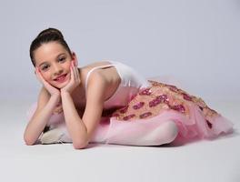 bellissimo ragazza balletto ballerino. foto