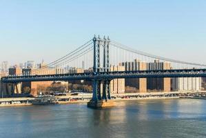 il Manhattan ponte come visto a partire dal il brooklyn ponte. foto