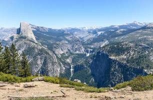 metà cupola di Yosemite valle foto