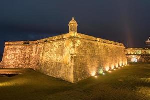 castillo san felipe del morro anche conosciuto come forte san felipe del morro o morro castello a crepuscolo. esso è un' 16 ° secolo cittadella collocato nel san Giovanni, puerto stecca. foto