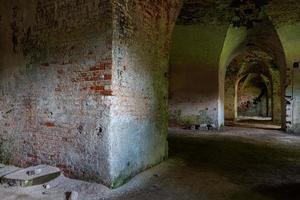 vecchio fortezza cantine nel daugavpils foto