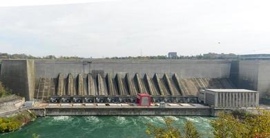 Roberto Mosé Niagara idroelettrico energia stazione nel nuovo York stato come visto a partire dal ontario, Canada. foto