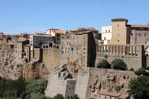 pitigliano - il pittoresco medievale cittadina fondato nel etrusco tempo su il tufo collina nel Toscana, Italia. foto