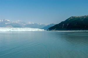 hubbard ghiacciaio collocato nel orientale alaska e parte di yukon, Canada, e di nome dopo giardiniere hubbard. foto