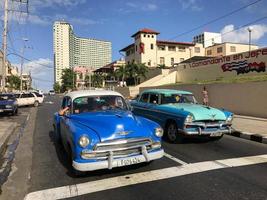 l'Avana, Cuba - jan 14, 2017 - classico auto nel il strade di l'Avana, Cuba. foto