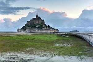 bellissimo mont san-michel Cattedrale su il isola, Normandia, settentrionale Francia, Europa. foto