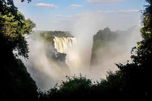 Vittoria cascate a il confine di Zimbabwe e Zambia foto