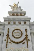 monumento per benito juárez. neoclassico monumento fatto di marmo per benito juárez, del messico primo indigeno Presidente. collocato nel il storico centro di Messico città, 2022 foto