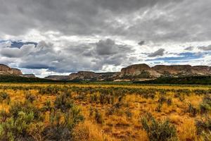 roccia formazioni lungo il johnson canyon strada nel Utah, Stati Uniti d'America. foto