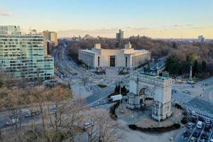 aereo Visualizza di il trionfale arco a il mille dollari esercito plaza nel brooklyn, nuovo York città foto