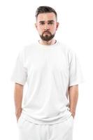 uomo indossare bianca maglietta con un' vuoto spazio per design foto