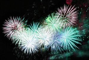 fuoco d'artificio contento nuovo anno foto