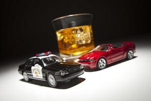 polizia e gli sport auto Il prossimo per alcolizzato bevanda foto