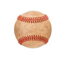 singolo leggermente logoro baseball isolato su bianca sfondo. foto