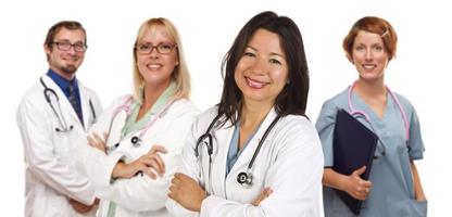 gruppo di medici o infermieri su un' bianca sfondo foto