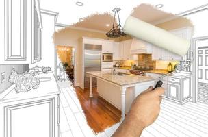 prima e dopo di uomo pittura rullo per svelare di recente ristrutturato cucina sotto matita disegno piani. foto