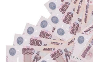 500 russo rubli fatture bugie nel diverso ordine isolato su bianca. Locale bancario o i soldi fabbricazione concetto foto